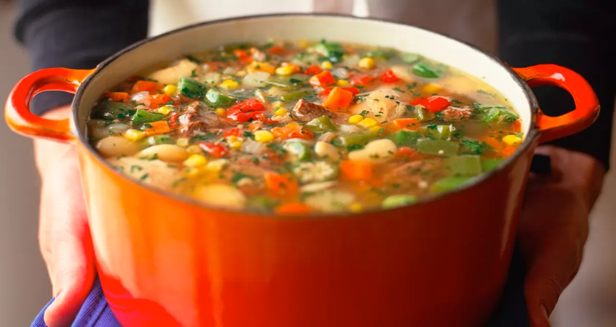 7 особенностей хранения супов в холодильнике